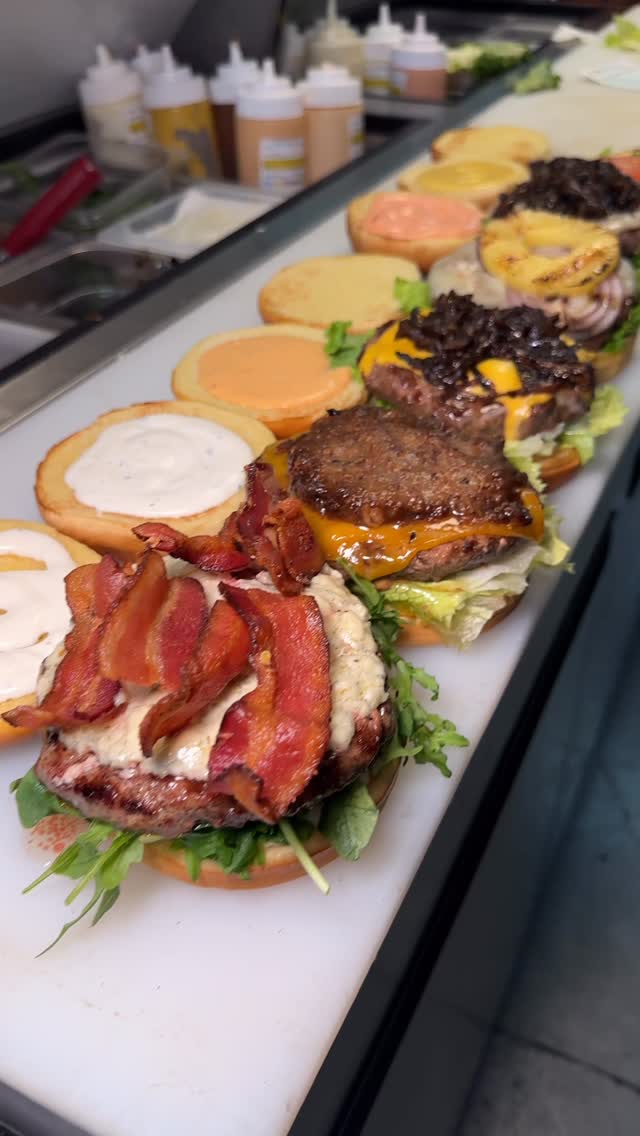 Bacon jam burger